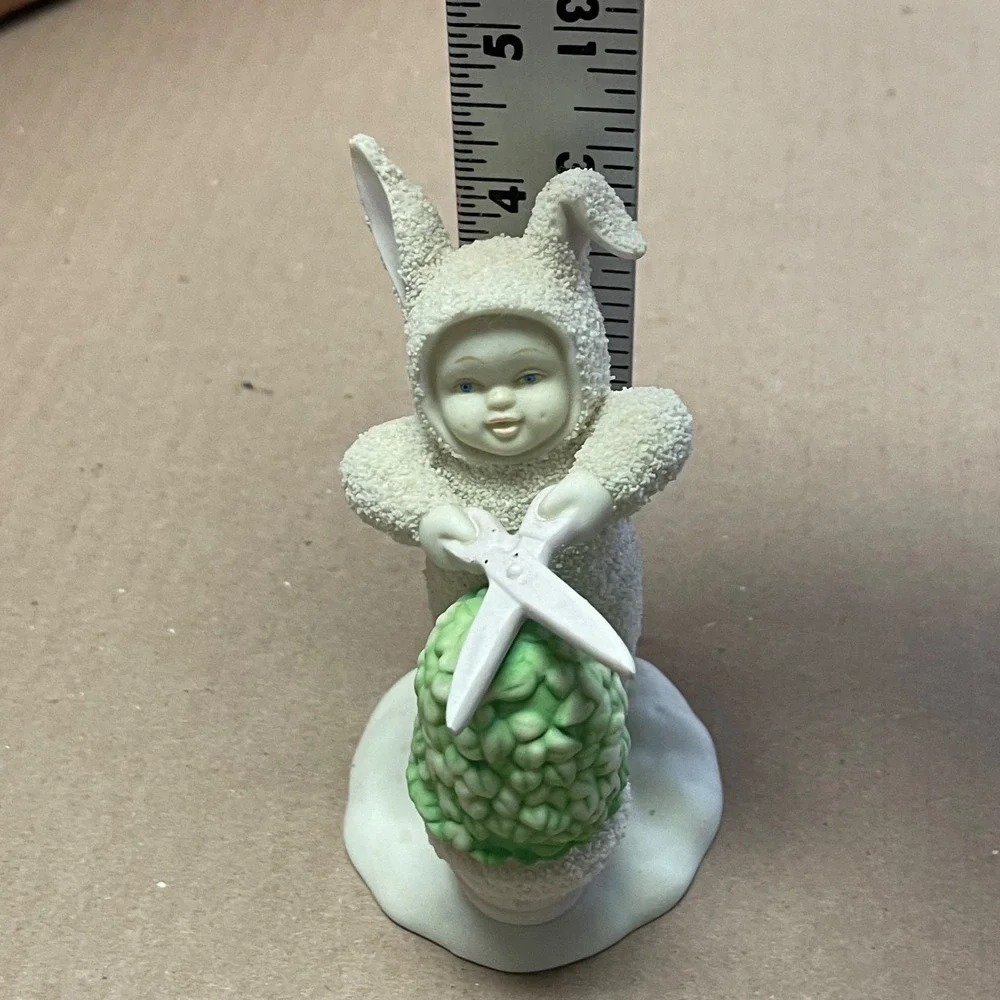 Vintage Dept. 56 Snowbunnies Just A Little Off The Top Set Hedge Trimming No Box - Picture 6 of 16